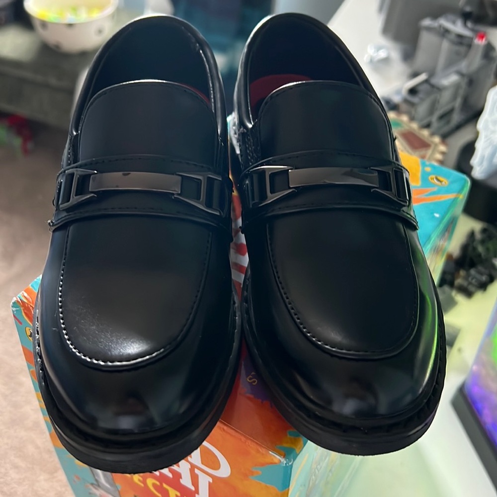 Bruno marc boys black slip ons size 10